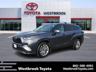 Used 2023 Toyota Highlander Platinum