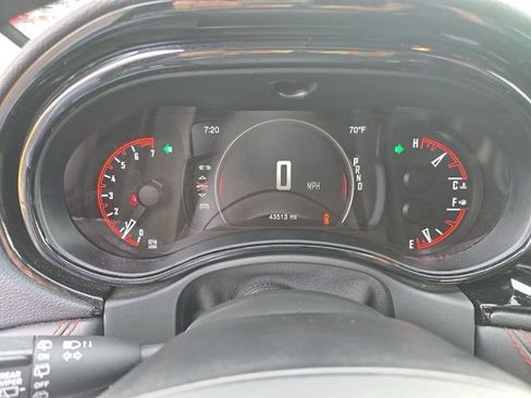 Used 2025 Dodge Durango GT AWD/4WD image 12