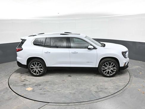 New 2026 GMC Acadia Denali Ultimate AWD/4WD image 32