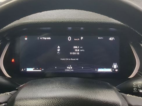 Certified 2024 Jeep Grand Cherokee Altitude image 12