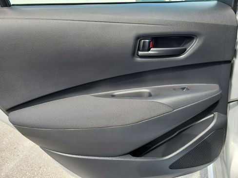 Used 2023 Toyota Corolla LE w/ LE Convenience Package FWD image 21