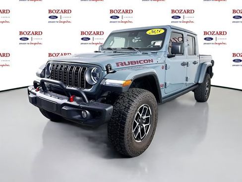 Used 2025 Jeep Gladiator Rubicon image 4
