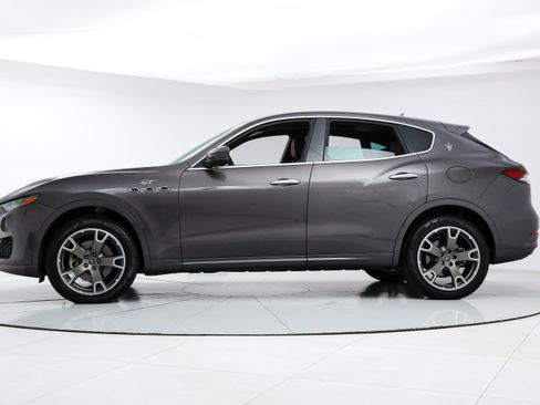 Certified 2023 Maserati Levante GT AWD/4WD image 2