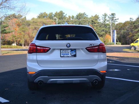 Used 2017 BMW X1 xDrive28i image 9