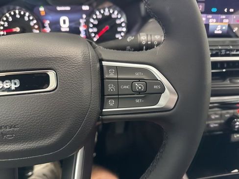 New 2026 Jeep Compass Limited image 38