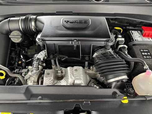 Used 2023 Jeep Compass Limited image 32