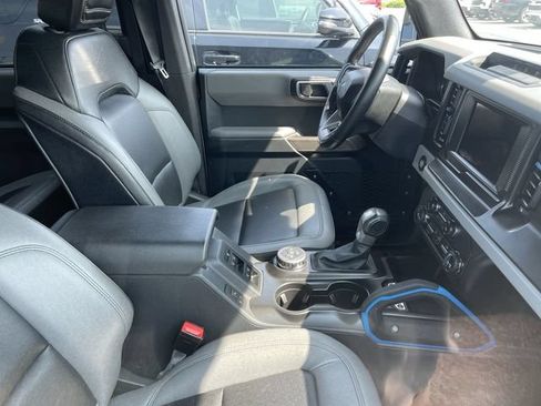 Used 2023 Ford Bronco Black Diamond AWD/4WD image 12