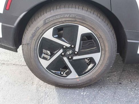 New 2026 Hyundai Ioniq 9 S image 9