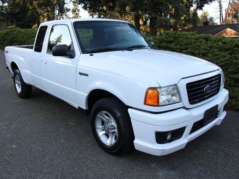 Used 2005 Ford Ranger STX image 2