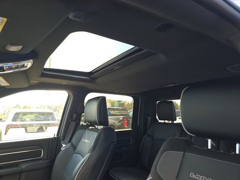 Used 2025 RAM 2500 Laramie image 17
