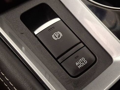 Used 2023 Nissan Altima 2.5 SV w/ SV Premium Package FWD image 25