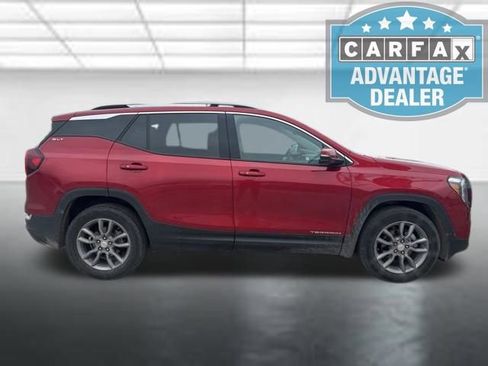 Used 2022 GMC Terrain SLT w/ Infotainment Package II image 7