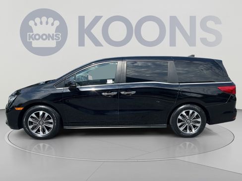 Used 2023 Honda Odyssey EX-L image 2