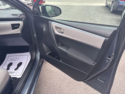 Used 2014 Toyota Corolla LE image 17