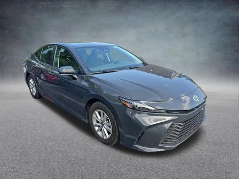 Used 2025 Toyota Camry LE FWD image 2