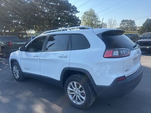Used 2021 Jeep Cherokee Latitude image 5