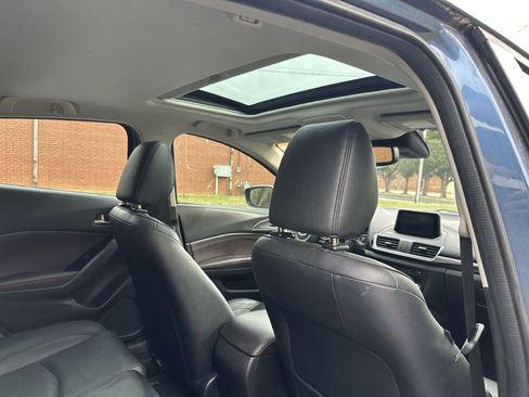 Used 2017 MAZDA MAZDA3 Grand Touring w/ Premium Equipment Package image 31