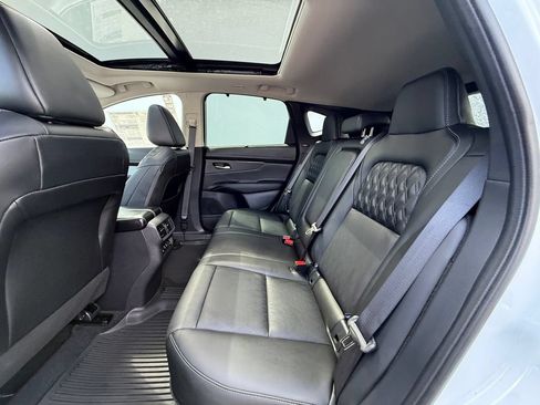 New 2026 Nissan Murano Platinum w/ Cargo Package AWD/4WD image 19