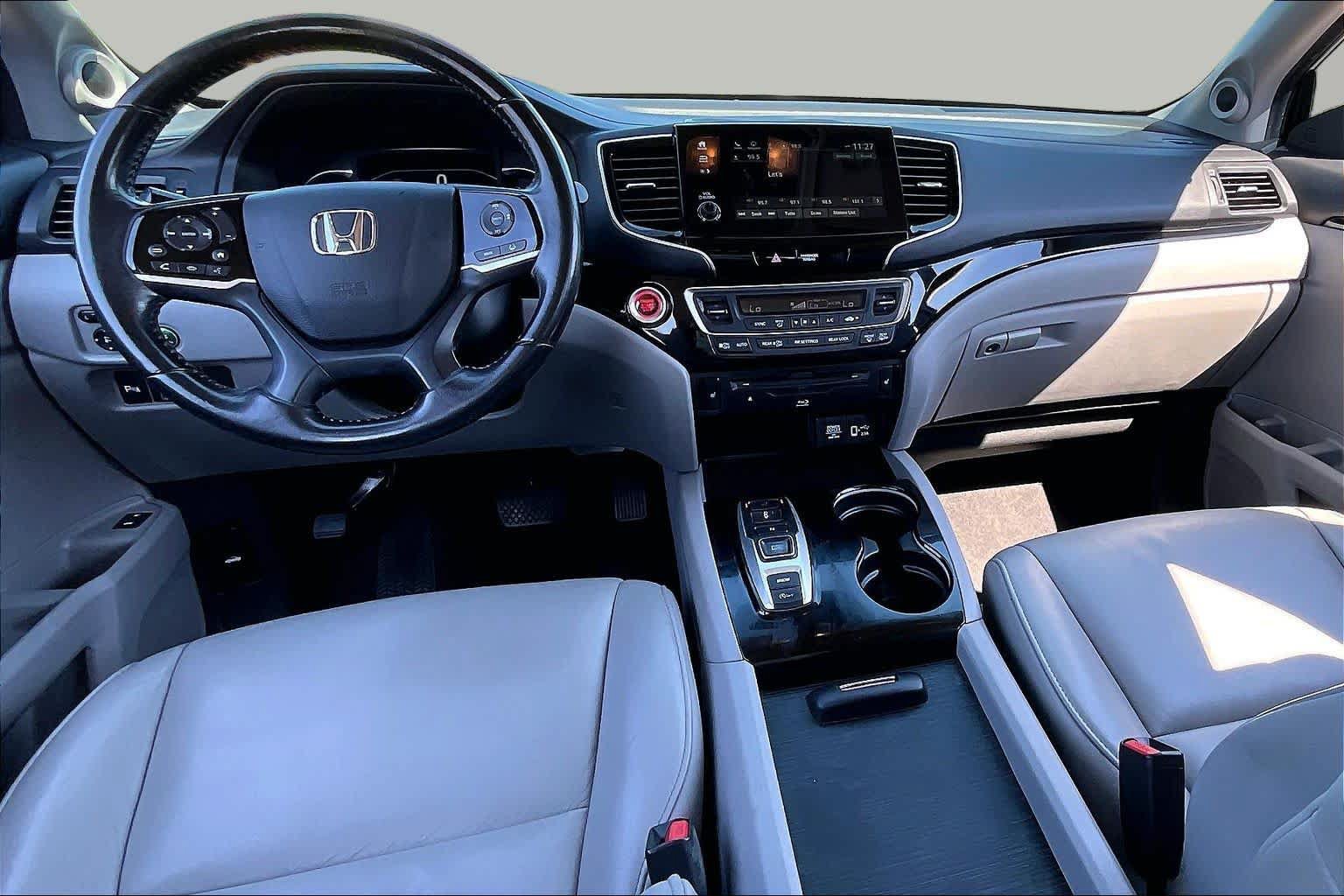 Used 2019 Honda Pilot Touring image 16