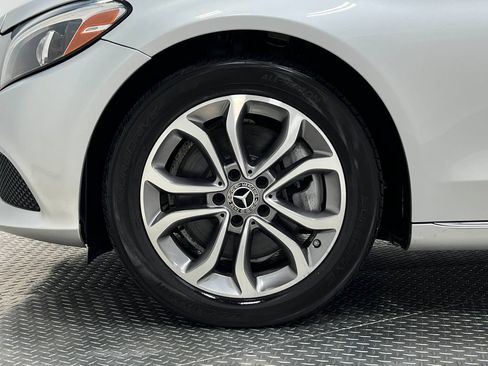 Used 2017 Mercedes-Benz C 300 4MATIC Sedan image 37