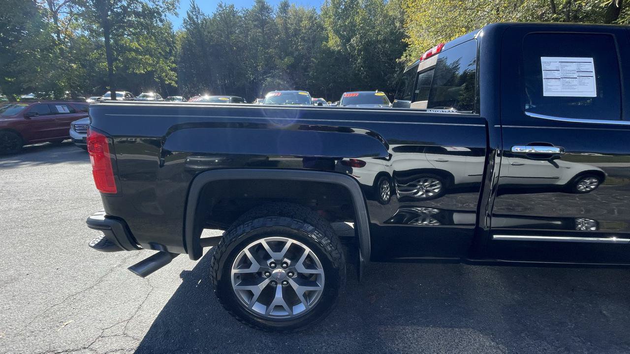 Used 2015 GMC Sierra 1500 SLT w/ All-Terrain Package AWD/4WD image 9