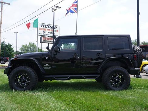 Used 2015 Jeep Wrangler Unlimited Sport AWD/4WD image 4