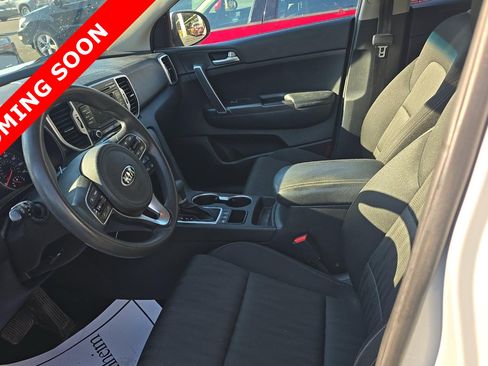Used 2019 Kia Sportage LX AWD/4WD image 6
