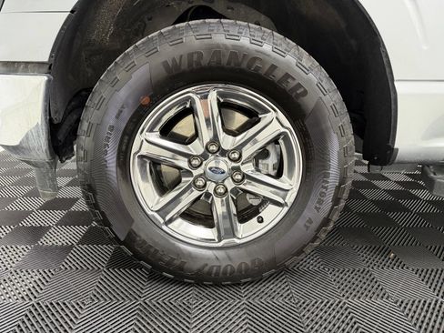 Used 2025 Ford F150 XLT w/ Equipment Group 301A Standard AWD/4WD image 12
