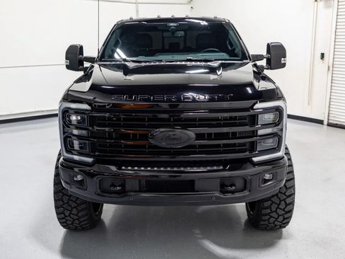 Used 2025 Ford F250 Platinum AWD/4WD image 6