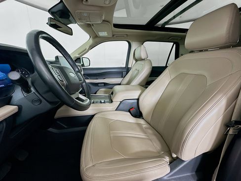 Used 2024 Ford Expedition Max Limited image 13