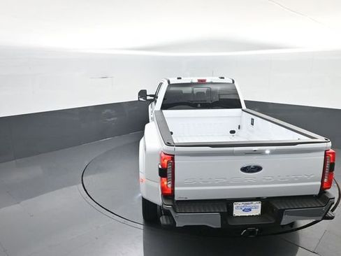 New 2026 Ford F450 Lariat image 29