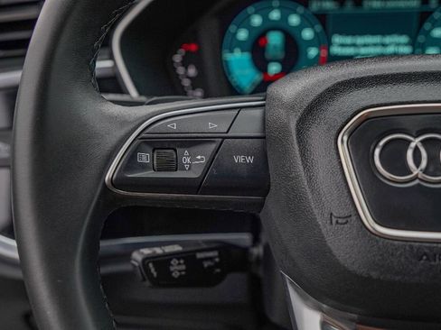 Certified 2025 Audi Q3 2.0T Premium w/ Convenience Package image 11