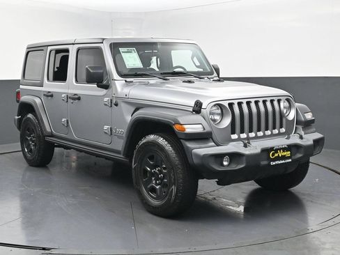 Used 2021 Jeep Wrangler Unlimited Sport AWD/4WD image 3