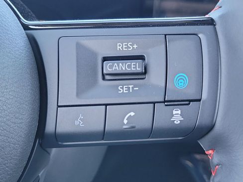 New 2026 Nissan Kicks SR image 8