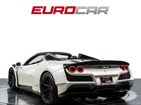 Used 2021 Ferrari F8 Tributo RWD image 4