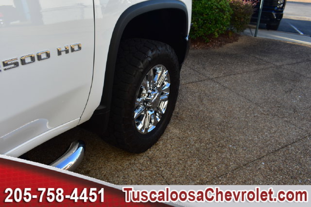 Used 2021 Chevrolet Silverado 2500 Custom w/ Custom Value Package AWD/4WD image 14