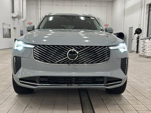 Used 2026 Volvo XC90 B6 Plus w/ Protection Package Premier image 10