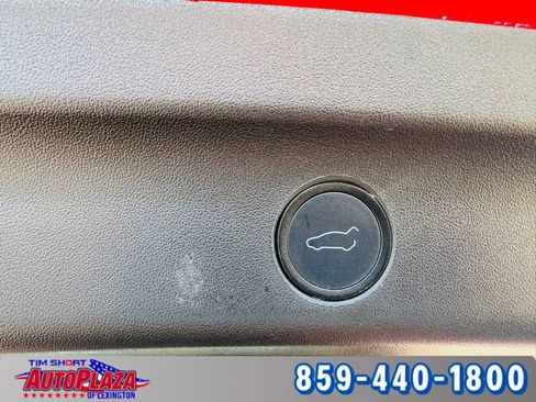 Used 2021 Tesla Model Y Long Range image 39