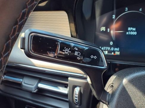 Used 2025 Lincoln Corsair FWD image 17