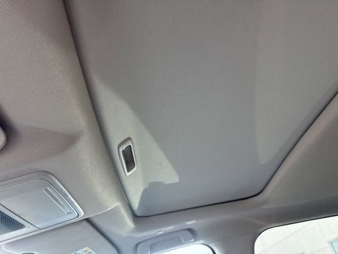 Used 2024 Honda CR-V EX image 7