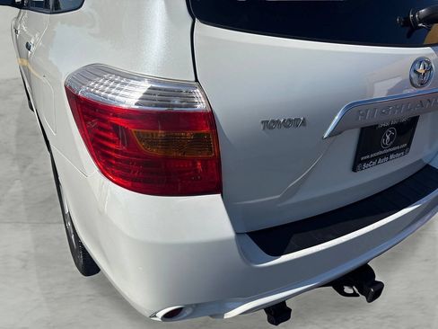 Used 2009 Toyota Highlander Limited AWD/4WD image 28