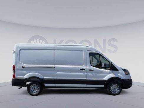 New 2026 Ford Transit 250 148 Medium Roof w/ Load Area Protection Package RWD image 8
