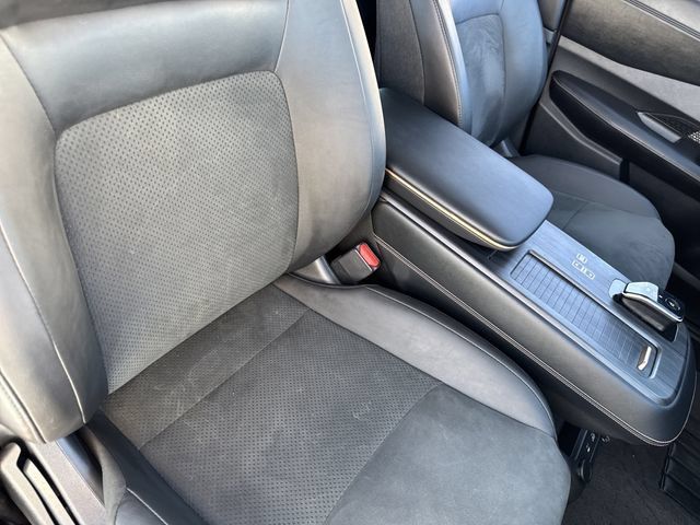 Certified 2024 Nissan Ariya AWD image 28