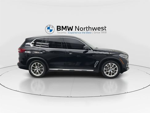 Used 2021 BMW X5 xDrive40i w/ Premium Package 2 image 5