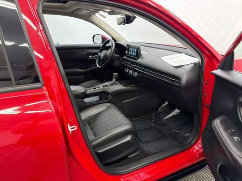 Used 2025 Honda HR-V EX-L image 14