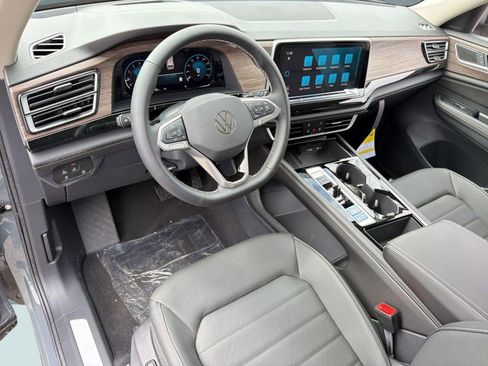 New 2026 Volkswagen Atlas SEL AWD/4WD image 4