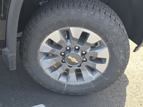 New 2026 Chevrolet Silverado 2500 Custom w/ Custom Value Package AWD/4WD image 13
