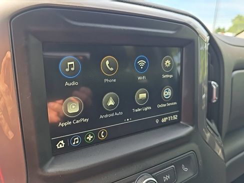 Used 2019 Chevrolet Silverado 1500 Custom Trail Boss w/ Custom Convenience Package AWD/4WD image 22