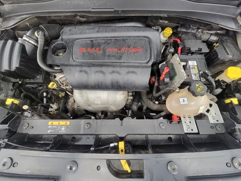 Used 2016 Jeep Renegade Latitude image 11