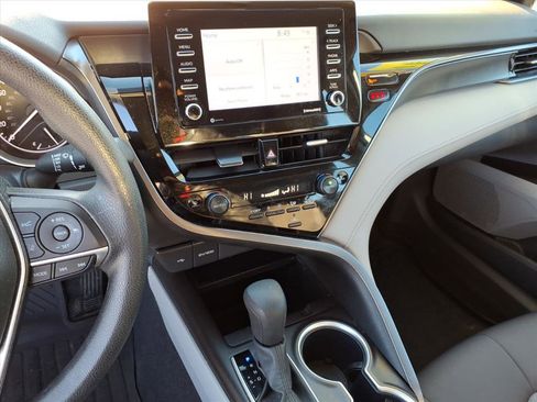 Used 2024 Toyota Camry LE image 35